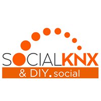 SocialKNX chat bot