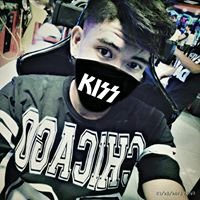 Familia Celebrities chat bot